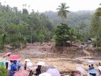 banjir-bandang-dan-longsor-terjang-sangihe_20160621_205937.jpg
