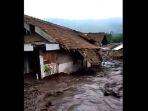 banjir-bandang-di-bondowoso-rabu-2912020.jpg