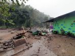 banjir-bandang-terjang-puncak-bogor_20210119_193242.jpg