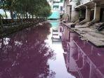 banjir-berwarna-ungu.jpg