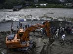 banjir-dahsyat-di-pakistan-tewaskan-1000-orang_20220829_132806.jpg