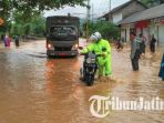 banjir-dan-longsor-di-pacitan_20171130_131435.jpg