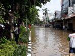 banjir-di-depan-pn-jakarta-pusat.jpg
