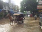 banjir-di-jalan-raya-dayeuhkolot-bandung_20161110_094305.jpg