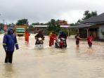 banjir-di-kecamatan-merawang-kabupaten-bangka_20160225_103004.jpg