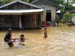 banjir-di-kecamatan-rakit-kulim-inhu.jpg