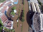 banjir-di-kelapa-gading_20150210_202205.jpg