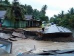 banjir-di-mandailing-natal-sumatera-utara_20181012_145047.jpg