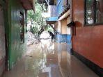banjir-di-rw-3-kelura-j.jpg