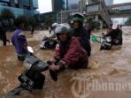 banjir-jakarta-2013_20141128_182045.jpg