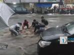banjir-jalan-pagarsih-bandung_20161111_014326.jpg