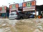 banjir-kembali-terjang-ibu-kota-jakarta_20200224_063903.jpg