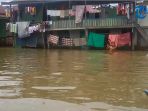 banjir-landa-dua-rt-di-kecamatan-danau-sipin-kota-jambi_20161128_213857.jpg