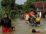 banjir-landa-kampar-riau_20160210_201258.jpg