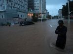 banjir-landa-kawasan-kemang-jakarta-selatan_20210220_154705.jpg