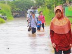 banjir-luapan-citarum-di-bandung_20160214_184708.jpg