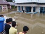 banjir-melanda-beberapa-wilayah-di-kabupatenj.jpg