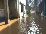 banjir-melanda-permukiman-warga-rw-05-di-blok-c-kampun.jpg