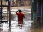 banjir-rendam-ratusan-rumah_20151116_195224.jpg