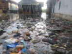 banjir-rob-terjang-ribuan-rumah-di-indramayu.jpg