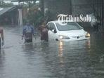 Banjir di Kota Solo Meluas, Sebanyak 7.885 Warga Mengungsi