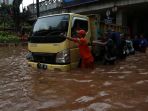 banjir-underpass-dukuh-atas_20171211_194914.jpg