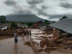 banjir-yang-memporakporandakan-rumah-warga-di-waiwerang-kecamatan-adonara-timur.jpg