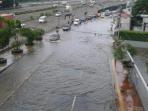 banjir_jalan-s-parman_20141116_20141116_235909.jpg