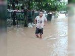 Banjir di Kota Bima, Petugas Kerahkan Perahu Karet untuk Jemput Warga yang Terjebak