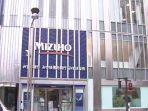 bank-mizuho-di-shinjuku.jpg