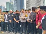 bar-siaga-kamtibmas-keamanan-tiban-masyarakat-di-Lapangan-Mark.jpg