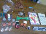 barang-barang-yang-diamankan-densus-88-dari-rumah-kontrakan-yayat-cahdiyat_20170228_055154.jpg