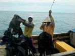 barang-barang-yang-diduga-milik-korban-pesawat-jatuh-ditemukan_20161203_192315.jpg
