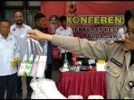barang-bukti-kosmetik-ilegal-di-bandung.jpg