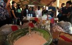barang-bukti-kosmetik-palsu-dan-4-tersangka_20150118_161037.jpg