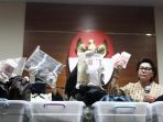 barang-bukti-ott-dirjen-hubla-kemenhub_20170824_203332.jpg