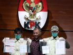 barang-bukti-ott-panitera-pengganti-pn-jaksel_20170822_172915.jpg