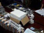 barang-bukti-pemalsuan-buku-uji-berkala-kendaraan-bermotor.jpg