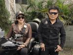 Gaya Barbie Kumalasari Gabung Komunitas Motor