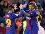 barcelona-lionel-messi-dan-paulinho-vs-levante_20180108_191937.jpg