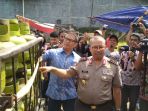 bareskrim-mabes-polri-menggerebek-gudang_20180112_125435.jpg