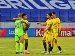 barito-putera-mengalahkan-persipura-jayapura-1-0_20211025_193221.jpg