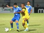 barito-putera-menjamu-persib-bandung-di-stadion-demang-lehman_20190804_200818.jpg