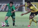 barito-putera-vs-bhayangkara-fc_20171016_130116.jpg