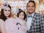 baru-berumur-2-tahun-anak-momo-geisha-dapat-kado-mainan-super-mewah.jpg
