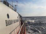 basarnas-cari-speedboat-yang-tenggelam-di-pantai-ketapang.jpg