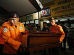 basarnas-sulsel-kembali-temukan-korban-airasia-qz8501_20150211_152524.jpg