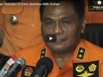 basarnas-temukan-52-kartu-identitas-milik-korban-pesawat-lion-air-jt610_20181031_095349.jpg