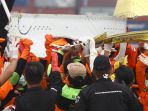 basarnas-turunkan-serpihan-pesawat-lion-air-pk-lqp_20181103_194425.jpg