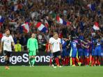 bastian-schweinsteiger-shkodran-mustafi_20160708_035824.jpg